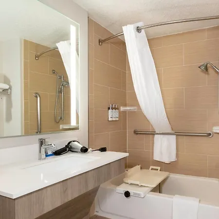 Holiday Inn Express Hotel & Suites Jacksonville Airport By Ihg Exterior foto