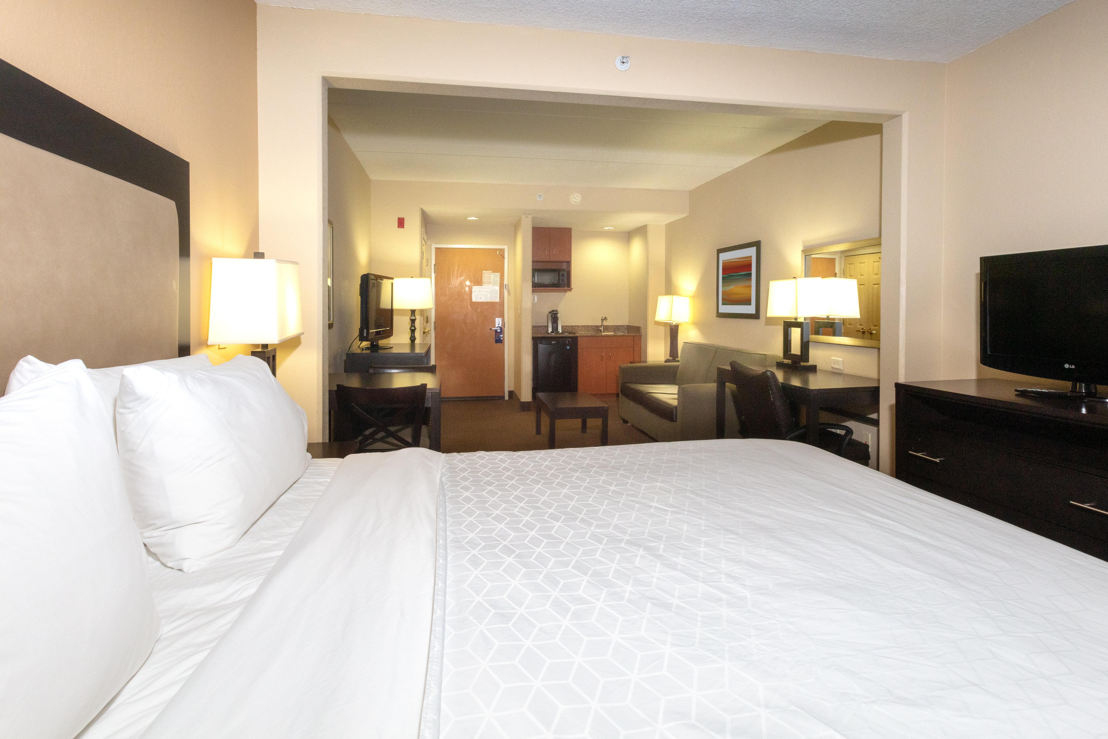 Hotel Holiday Express & Airport By Ihg