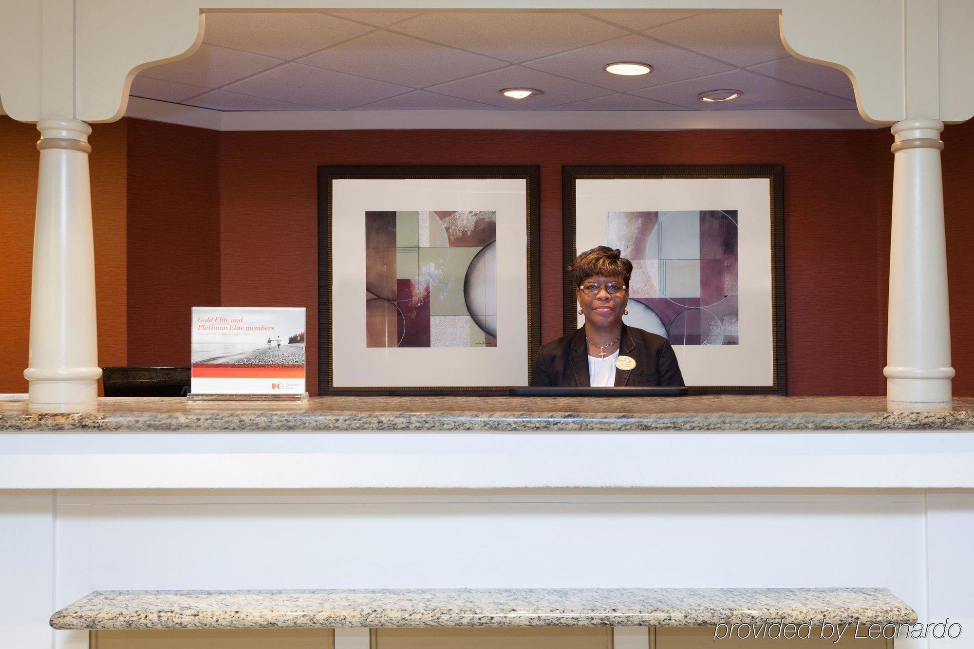 Holiday Express & Airport By Ihg